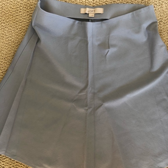 Loft chic skirt with flare hem size S/6 - Picture 3 of 3